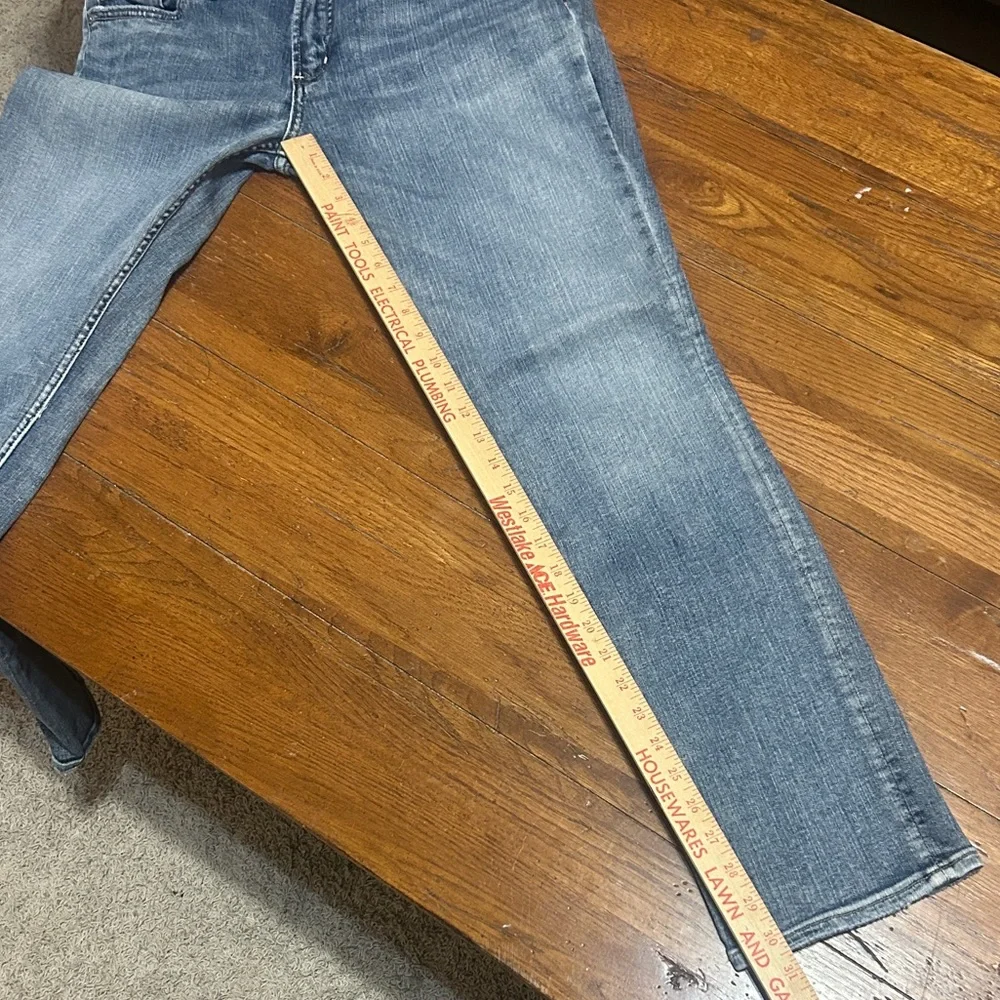 SILVER JEANS SUKI Straight Leg Classic Light Blue Women's Jeans Size 31